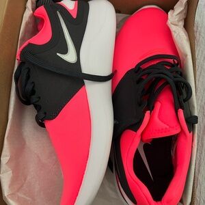Nike Women's Neon Pink and Black Sneakers